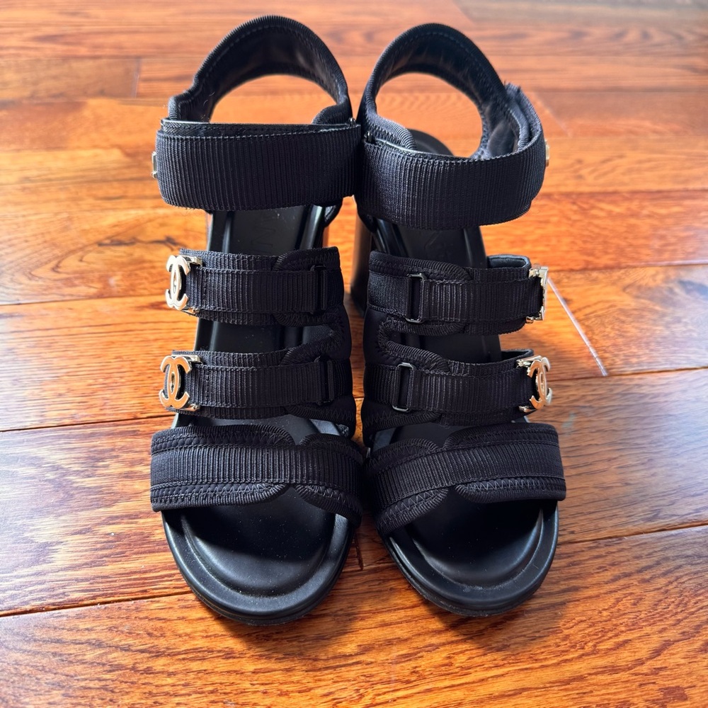 CHANEL Black Strappy Nylon CC gold Sandals